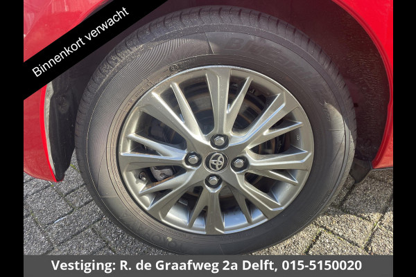 Toyota Yaris 1.5 Hybrid Dynamic | Trekhaak | Apple Carplay & AndroidAUTO | Dealer onderhouden | 1E eigenaar Toyota Yaris 1.5 Hybrid Dynamic | Trekhaak | Apple Carplay & AndroidAUTO | Dealer onderhouden | 1E eigenaar