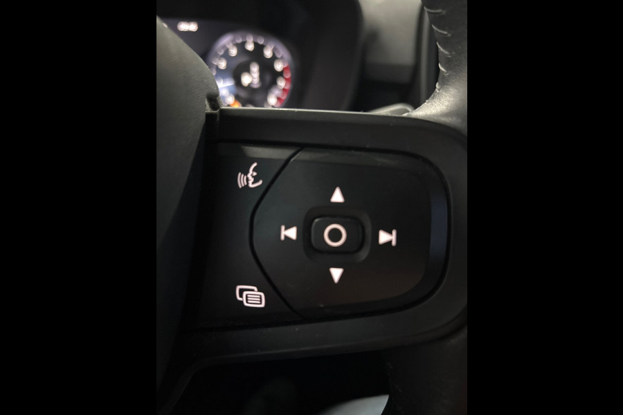 Volvo XC40 1.5 T3 Camera, Carplay Volvo XC40 1.5 T3 Camera, Carplay