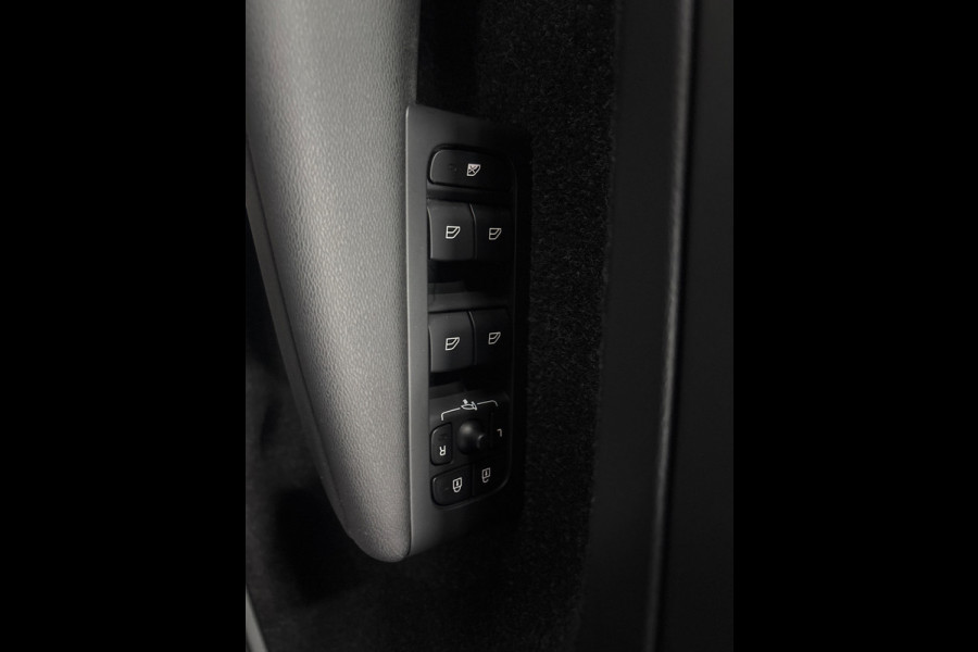 Volvo XC40 1.5 T3 Camera, Carplay Volvo XC40 1.5 T3 Camera, Carplay