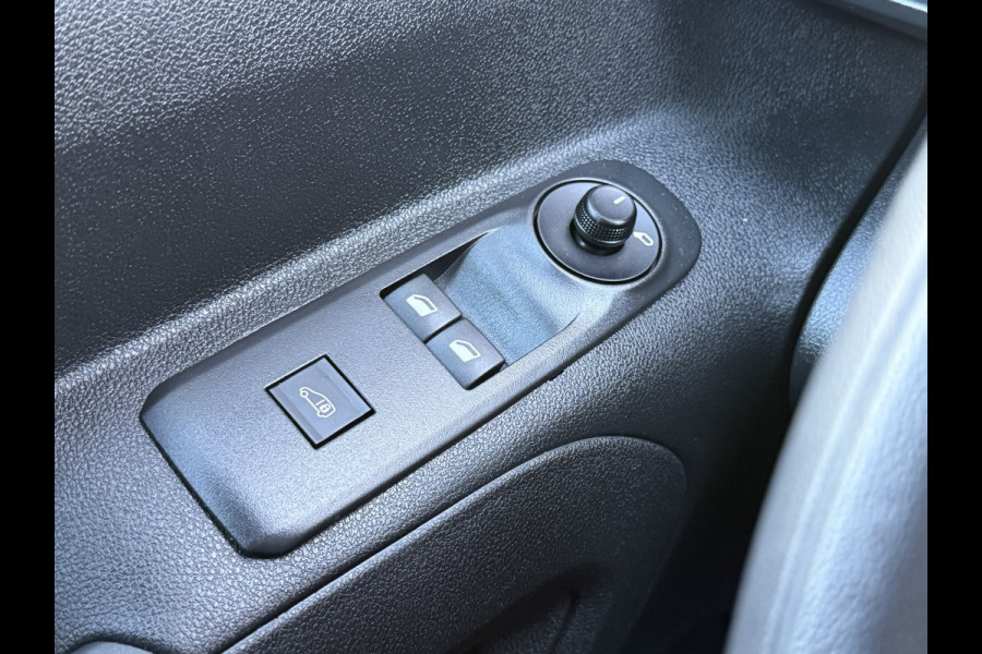 Citroën Berlingo 1.5 BlueHDI Club | NL-auto | 1e Eig | Trekhaak | Navi | Carplay Citroën Berlingo 1.5 BlueHDI Club | NL-auto | 1e Eig | Trekhaak | Navi | Carplay