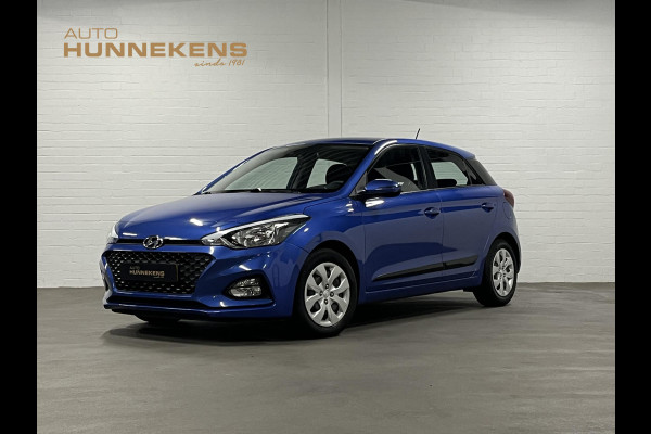 Hyundai i20 1.0 T-GDI Comfort Apple Carplay/Android auto | Cruise control | Camera | Parkeersensoren achter | Origineel NL | Hyundai i20 1.0 T-GDI Comfort Apple Carplay/Android auto | Cruise control | Camera | Parkeersensoren achter | Origineel NL |