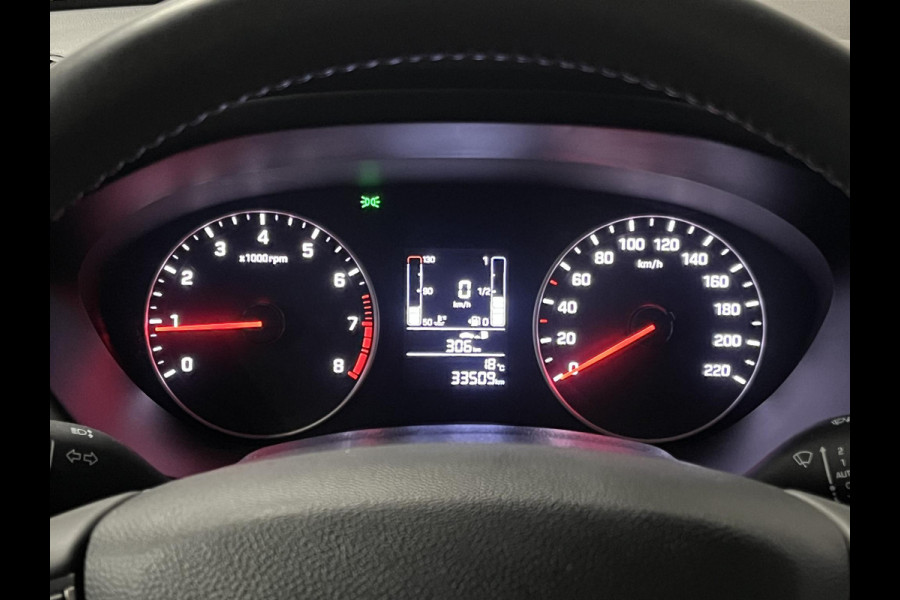 Hyundai i20 1.0 T-GDI Comfort Apple Carplay/Android auto | Cruise control | Camera | Parkeersensoren achter | Origineel NL | Hyundai i20 1.0 T-GDI Comfort Apple Carplay/Android auto | Cruise control | Camera | Parkeersensoren achter | Origineel NL |