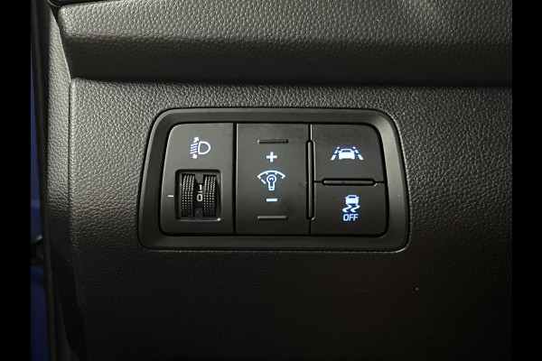 Hyundai i20 1.0 T-GDI Comfort Apple Carplay/Android auto | Cruise control | Camera | Parkeersensoren achter | Origineel NL | Hyundai i20 1.0 T-GDI Comfort Apple Carplay/Android auto | Cruise control | Camera | Parkeersensoren achter | Origineel NL |