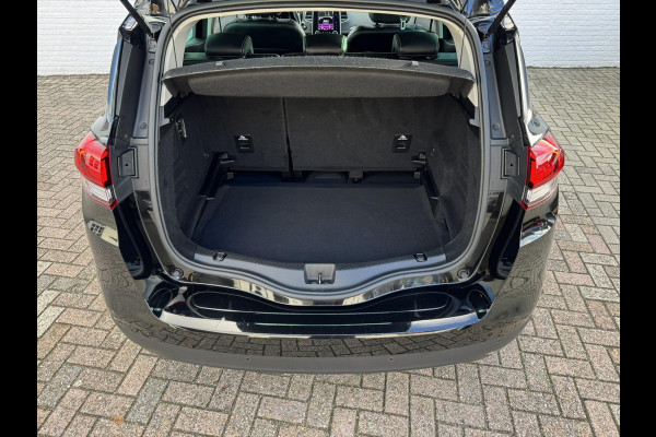 Renault Scénic 1.3 TCe Intens Climate control Cruise control Navigatie Apple Android Parkeersensoren plus camera Dodehoekdetectie Renault Scénic 1.3 TCe Intens Climate control Cruise control Navigatie Apple Android Parkeersensoren plus camera Dodehoekdetectie