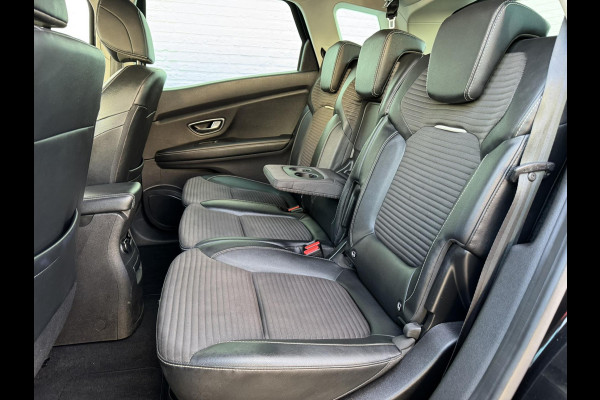 Renault Scénic 1.3 TCe Intens Climate control Cruise control Navigatie Apple Android Parkeersensoren plus camera Dodehoekdetectie Renault Scénic 1.3 TCe Intens Climate control Cruise control Navigatie Apple Android Parkeersensoren plus camera Dodehoekdetectie