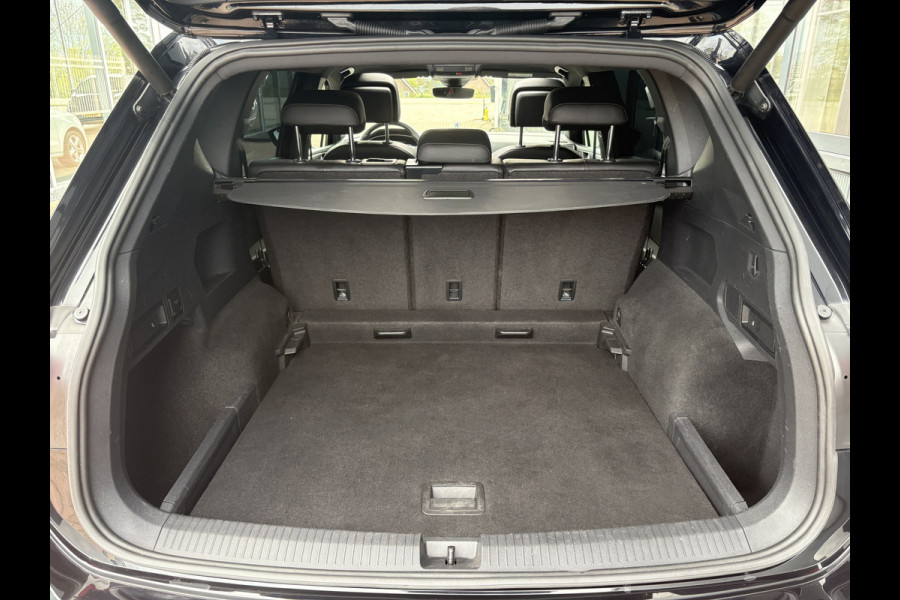 Seat Tarraco 1.5 TSI DSG Xcellence SCHUIFDAK/BEATS/LEDER/DODEHOEK/20INCH Seat Tarraco 1.5 TSI DSG Xcellence SCHUIFDAK/BEATS/LEDER/DODEHOEK/20INCH