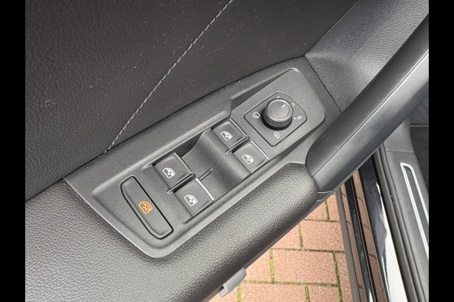 Seat Tarraco 1.5 TSI DSG Xcellence SCHUIFDAK/BEATS/LEDER/DODEHOEK/20INCH Seat Tarraco 1.5 TSI DSG Xcellence SCHUIFDAK/BEATS/LEDER/DODEHOEK/20INCH