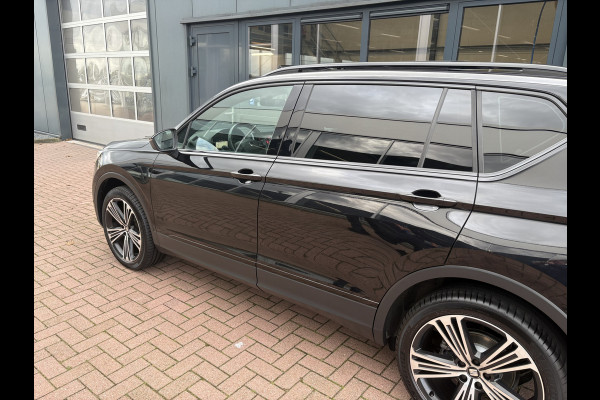 Seat Tarraco 1.5 TSI DSG Xcellence SCHUIFDAK/BEATS/LEDER/DODEHOEK/20INCH Seat Tarraco 1.5 TSI DSG Xcellence SCHUIFDAK/BEATS/LEDER/DODEHOEK/20INCH
