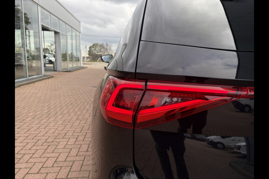 Seat Tarraco 1.5 TSI DSG Xcellence SCHUIFDAK/BEATS/LEDER/DODEHOEK/20INCH Seat Tarraco 1.5 TSI DSG Xcellence SCHUIFDAK/BEATS/LEDER/DODEHOEK/20INCH