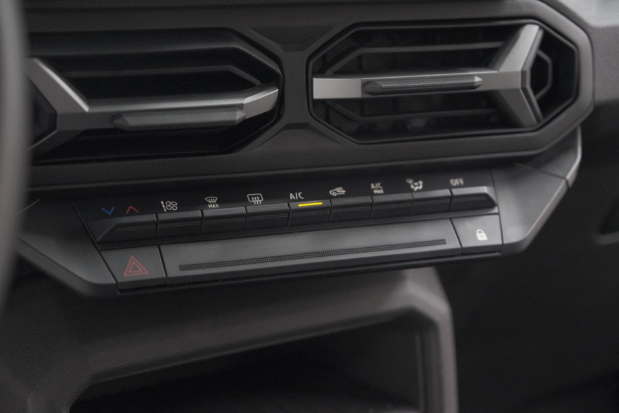 Dacia Duster Mild Hybrid 130 Expression | Camera | Stoelverwarming | Apple Carplay | Navigatie