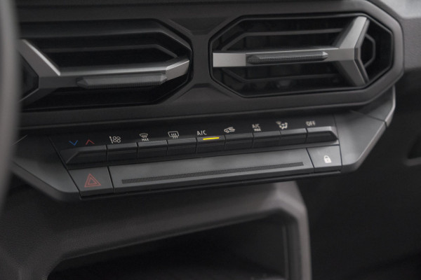 Dacia Duster Mild Hybrid 130 Expression | Camera | Stoelverwarming | Apple Carplay | Navigatie