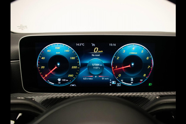 Mercedes-Benz A-Klasse 200 Business Sport (STERRENHEMEL,APPLE CARPLAY,NAVI,SPORTSTOELEN,STOELVERWARMING,CAMERA,LED,GETINT,PDC) Mercedes-Benz A-Klasse 200 Business Sport (STERRENHEMEL,APPLE CARPLAY,NAVI,SPORTSTOELEN,STOELVERWARMING,CAMERA,LED,GETINT,PDC)