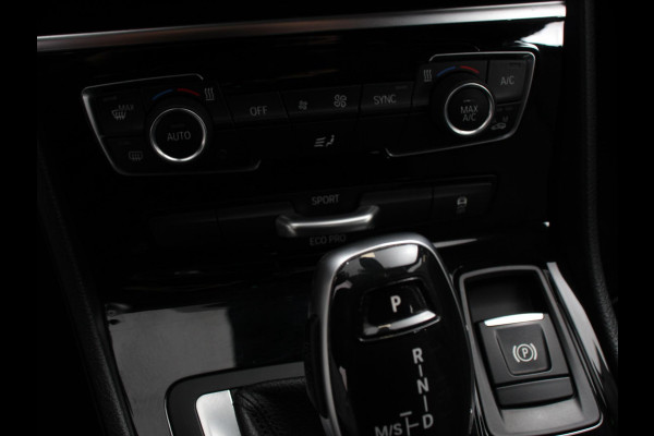 BMW 2 Serie Gran Tourer 218i Automaat 7p. Corporate Lease Executive 7p | Cruise control | Lichtmetalen velgen | Navigatie | Parkeersensoren achter | Radio | LED BMW 2 Serie Gran Tourer 218i Automaat 7p. Corporate Lease Executive 7p | Cruise control | Lichtmetalen velgen | Navigatie | Parkeersensoren achter | Radio | LED
