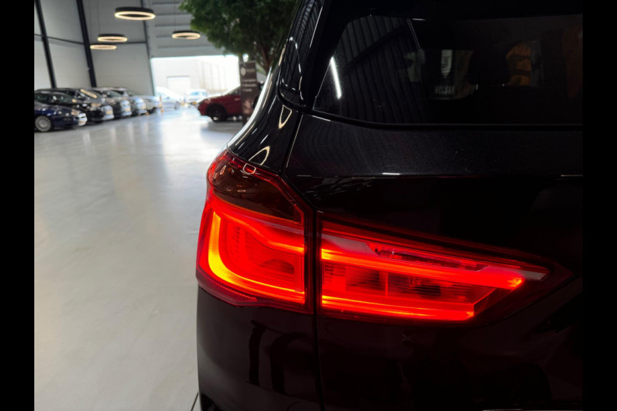 BMW X1 XDrive20i Executive Garantie Camera StoelVW Elek Achterklep PDC Cruise Navi Clima Led Lane All Season Rijklaar