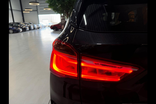BMW X1 XDrive20i Executive Garantie Camera StoelVW Elek Achterklep PDC Cruise Navi Clima Led Lane All Season Rijklaar
