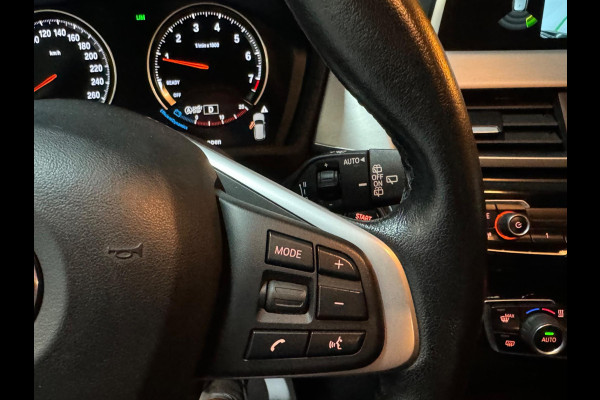BMW X1 XDrive20i Executive Garantie Camera StoelVW Elek Achterklep PDC Cruise Navi Clima Led Lane All Season Rijklaar
