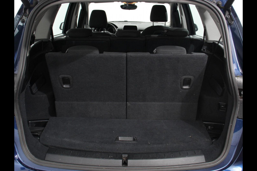 BMW 2 Serie Gran Tourer 218i Automaat 7p. Corporate Lease Executive 7p | Cruise control | Lichtmetalen velgen | Navigatie | Parkeersensoren achter | Radio | LED BMW 2 Serie Gran Tourer 218i Automaat 7p. Corporate Lease Executive 7p | Cruise control | Lichtmetalen velgen | Navigatie | Parkeersensoren achter | Radio | LED