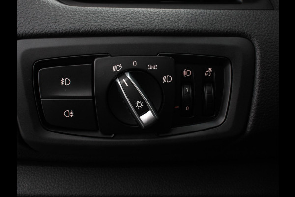 BMW 2 Serie Gran Tourer 218i Automaat 7p. Corporate Lease Executive 7p | Cruise control | Lichtmetalen velgen | Navigatie | Parkeersensoren achter | Radio | LED BMW 2 Serie Gran Tourer 218i Automaat 7p. Corporate Lease Executive 7p | Cruise control | Lichtmetalen velgen | Navigatie | Parkeersensoren achter | Radio | LED