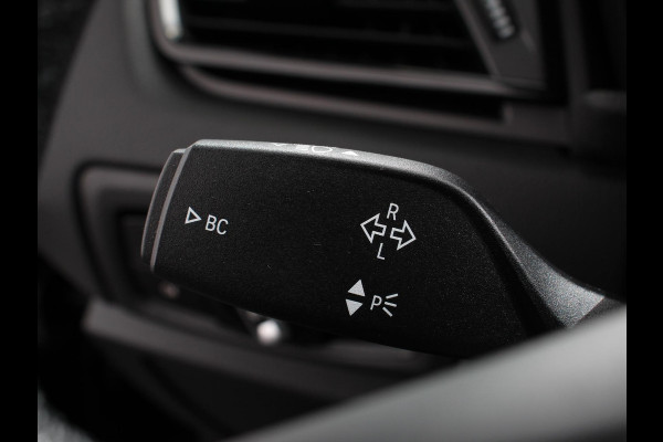 BMW 2 Serie Gran Tourer 218i Automaat 7p. Corporate Lease Executive 7p | Cruise control | Lichtmetalen velgen | Navigatie | Parkeersensoren achter | Radio | LED BMW 2 Serie Gran Tourer 218i Automaat 7p. Corporate Lease Executive 7p | Cruise control | Lichtmetalen velgen | Navigatie | Parkeersensoren achter | Radio | LED