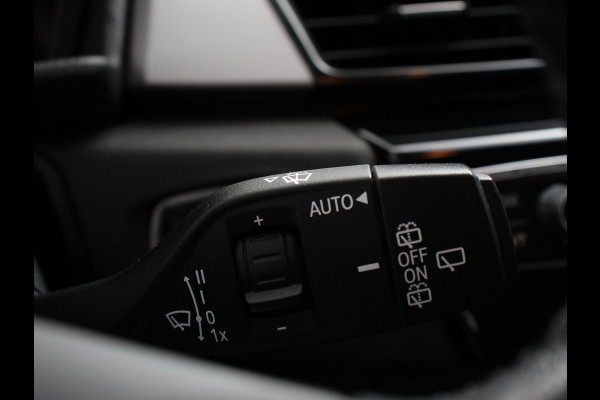 BMW 2 Serie Gran Tourer 218i Automaat 7p. Corporate Lease Executive 7p | Cruise control | Lichtmetalen velgen | Navigatie | Parkeersensoren achter | Radio | LED BMW 2 Serie Gran Tourer 218i Automaat 7p. Corporate Lease Executive 7p | Cruise control | Lichtmetalen velgen | Navigatie | Parkeersensoren achter | Radio | LED