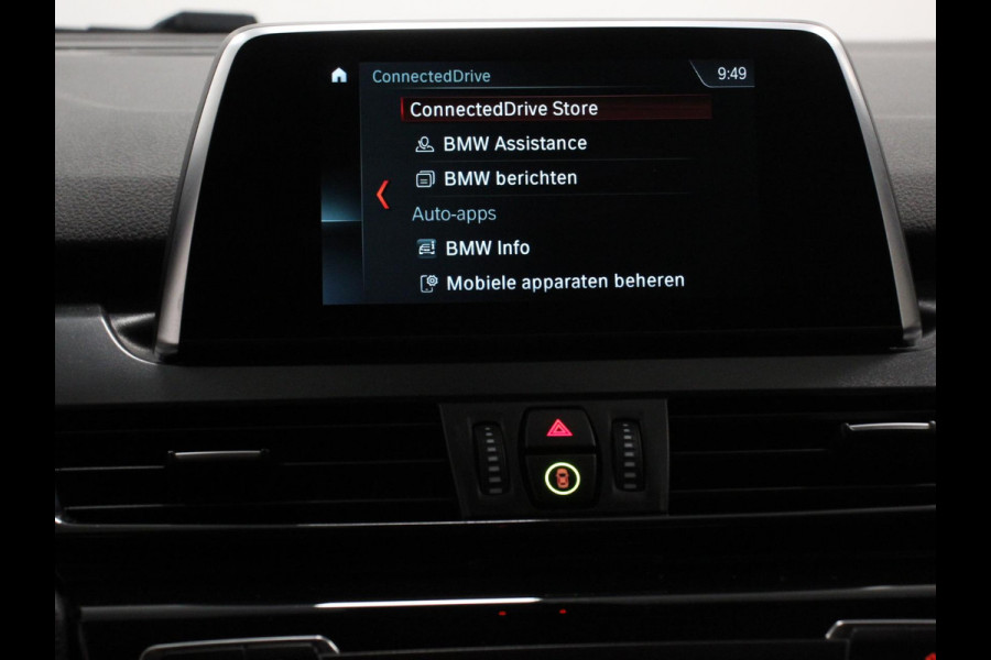 BMW 2 Serie Gran Tourer 218i Automaat 7p. Corporate Lease Executive 7p | Cruise control | Lichtmetalen velgen | Navigatie | Parkeersensoren achter | Radio | LED BMW 2 Serie Gran Tourer 218i Automaat 7p. Corporate Lease Executive 7p | Cruise control | Lichtmetalen velgen | Navigatie | Parkeersensoren achter | Radio | LED