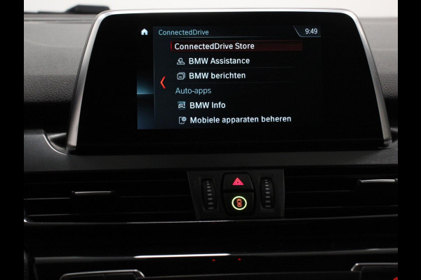 BMW 2 Serie Gran Tourer 218i Automaat 7p. Corporate Lease Executive 7p | Cruise control | Lichtmetalen velgen | Navigatie | Parkeersensoren achter | Radio | LED BMW 2 Serie Gran Tourer 218i Automaat 7p. Corporate Lease Executive 7p | Cruise control | Lichtmetalen velgen | Navigatie | Parkeersensoren achter | Radio | LED