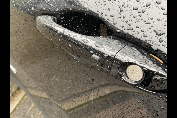 Jeep Compass 1.4 MultiAir Limited 1STE EIGENAAR| ORIGINEEL NL AUTO |  STOELVERWARMING| AFNEEMBARE TREKHAAK| RIJKLAARPRIJS INCL. 12 MND BOVAG GARANTIE Jeep Compass 1.4 MultiAir Limited 1STE EIGENAAR| ORIGINEEL NL AUTO |  STOELVERWARMING| AFNEEMBARE TREKHAAK| RIJKLAARPRIJS INCL. 12 MND BOVAG GARANTIE