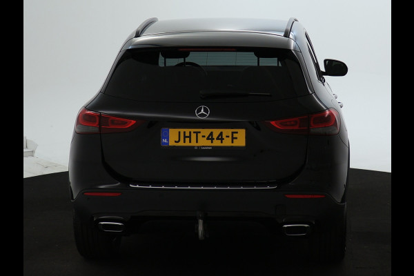 Mercedes-Benz GLA 250 e Plug-In Hybride Trekhaak | Night Pakket |Stoelverwarming voor | Distronic | Achteruitrijcamera | Keyless go | Dodehoek Assist.. Inclusief 24 maanden MB Certified garantie voor Europa.