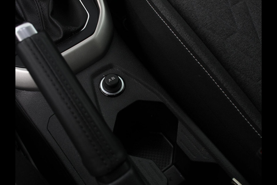 Volkswagen Polo 1.0 TSI Move DSG | Navigatie | Apple Carplay/Android Auto | Airco | Digitale Cockpit | Adaptive Cruise Control | Lichtmetalen Velgen | Parkeer sensoren V+A | Stoelverwarming Volkswagen Polo 1.0 TSI Move DSG | Navigatie | Apple Carplay/Android Auto | Airco | Digitale Cockpit | Adaptive Cruise Control | Lichtmetalen Velgen | Parkeer sensoren V+A | Stoelverwarming