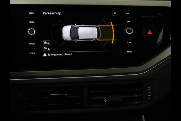 Volkswagen Polo 1.0 TSI Move DSG | Navigatie | Apple Carplay/Android Auto | Airco | Digitale Cockpit | Adaptive Cruise Control | Lichtmetalen Velgen | Parkeer sensoren V+A | Stoelverwarming Volkswagen Polo 1.0 TSI Move DSG | Navigatie | Apple Carplay/Android Auto | Airco | Digitale Cockpit | Adaptive Cruise Control | Lichtmetalen Velgen | Parkeer sensoren V+A | Stoelverwarming