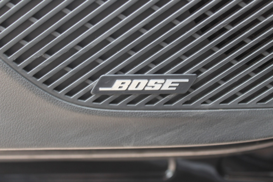 Renault Arkana 1.3 TCe 140 R.S. Line / Camera / Leder / 18'' / Bose / Keyless / Sfeerverlichting / Navigatie / Dodehoek / DAB / ACC / Stoelverwarming Renault Arkana 1.3 TCe 140 R.S. Line / Camera / Leder / 18'' / Bose / Keyless / Sfeerverlichting / Navigatie / Dodehoek / DAB / ACC / Stoelverwarming