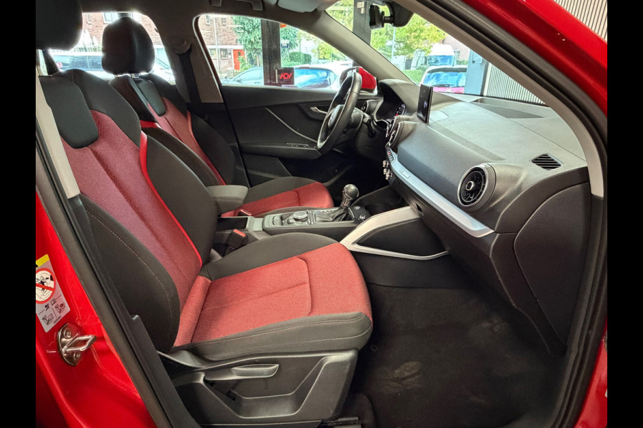 Audi Q2 35 TFSI S Edition S-tronic ADAPTIEVE CRUISE CONTROL PDC STOELVERWARMING AIRCO BLUETOOTH Audi Q2 35 TFSI S Edition S-tronic ADAPTIEVE CRUISE CONTROL PDC STOELVERWARMING AIRCO BLUETOOTH