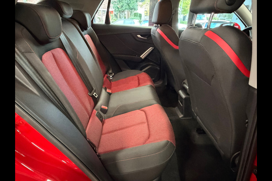 Audi Q2 35 TFSI S Edition S-tronic ADAPTIEVE CRUISE CONTROL PDC STOELVERWARMING AIRCO BLUETOOTH Audi Q2 35 TFSI S Edition S-tronic ADAPTIEVE CRUISE CONTROL PDC STOELVERWARMING AIRCO BLUETOOTH