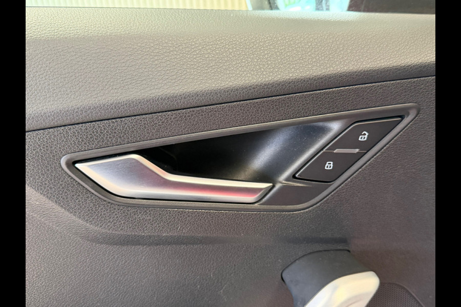 Audi Q2 35 TFSI S Edition S-tronic ADAPTIEVE CRUISE CONTROL PDC STOELVERWARMING AIRCO BLUETOOTH Audi Q2 35 TFSI S Edition S-tronic ADAPTIEVE CRUISE CONTROL PDC STOELVERWARMING AIRCO BLUETOOTH