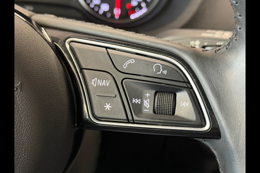 Audi Q2 35 TFSI S Edition S-tronic ADAPTIEVE CRUISE CONTROL PDC STOELVERWARMING AIRCO BLUETOOTH Audi Q2 35 TFSI S Edition S-tronic ADAPTIEVE CRUISE CONTROL PDC STOELVERWARMING AIRCO BLUETOOTH