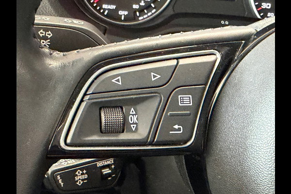 Audi Q2 35 TFSI S Edition S-tronic ADAPTIEVE CRUISE CONTROL PDC STOELVERWARMING AIRCO BLUETOOTH Audi Q2 35 TFSI S Edition S-tronic ADAPTIEVE CRUISE CONTROL PDC STOELVERWARMING AIRCO BLUETOOTH