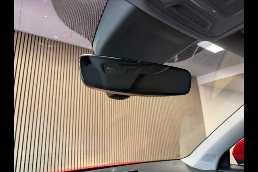 Audi Q2 35 TFSI S Edition S-tronic ADAPTIEVE CRUISE CONTROL PDC STOELVERWARMING AIRCO BLUETOOTH Audi Q2 35 TFSI S Edition S-tronic ADAPTIEVE CRUISE CONTROL PDC STOELVERWARMING AIRCO BLUETOOTH