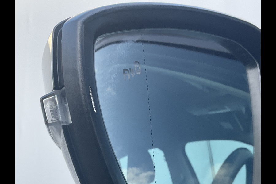 Volkswagen T-Cross 1.0 TSI Life Trekhaak Carplay Adap.Cruise Hoogzitter NL-Auto 68050KM! Volkswagen T-Cross 1.0 TSI Life Trekhaak Carplay Adap.Cruise Hoogzitter NL-Auto 68050KM!