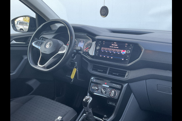Volkswagen T-Cross 1.0 TSI Life Trekhaak Carplay Adap.Cruise Hoogzitter NL-Auto 68050KM! Volkswagen T-Cross 1.0 TSI Life Trekhaak Carplay Adap.Cruise Hoogzitter NL-Auto 68050KM!