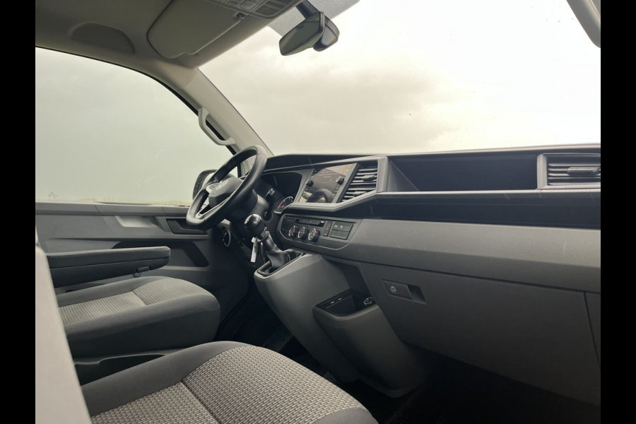 Volkswagen Transporter T6.1 2.0 TDI 150pk E6 L2 Lease €421 p/m, Airco, Navi, PDC, Sortimo inrichting, Trekhaak, Volledig onderhoudshistorie aanwezig Volkswagen Transporter T6.1 2.0 TDI 150pk E6 L2 Lease €421 p/m, Airco, Navi, PDC, Sortimo inrichting, Trekhaak, Volledig onderhoudshistorie aanwezig