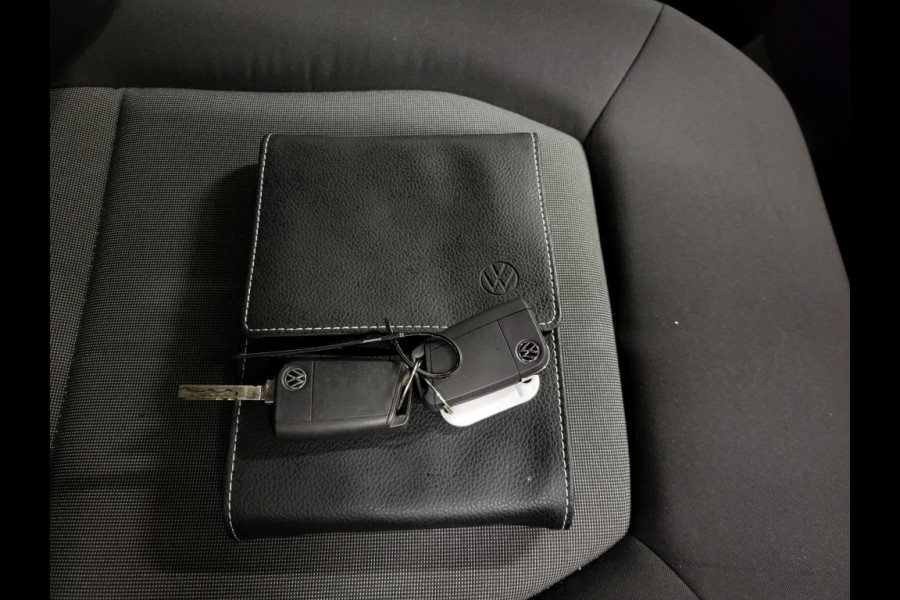 Volkswagen Crafter 2.0TDI 177pk L3/H2 Dubbele Cabine Euro 6! Volkswagen Crafter 2.0TDI 177pk L3/H2 Dubbele Cabine Euro 6!