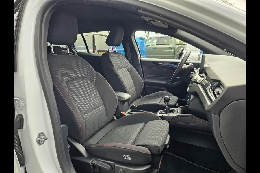 Ford FOCUS Wagon 1.0 EcoBoost ST Line X Business AGR-stoelen | Winter Pack | Full LED | 18 inch lichtmetalen velgen Ford FOCUS Wagon 1.0 EcoBoost ST Line X Business AGR-stoelen | Winter Pack | Full LED | 18 inch lichtmetalen velgen