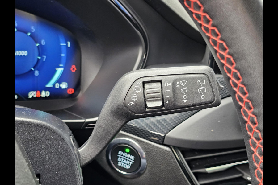 Ford FOCUS Wagon 1.0 EcoBoost ST Line X Business AGR-stoelen | Winter Pack | Full LED | 18 inch lichtmetalen velgen Ford FOCUS Wagon 1.0 EcoBoost ST Line X Business AGR-stoelen | Winter Pack | Full LED | 18 inch lichtmetalen velgen