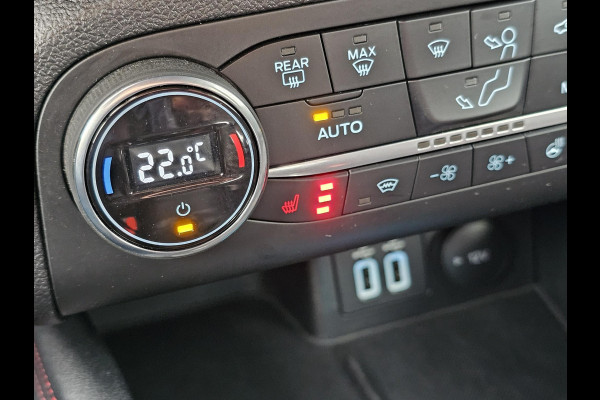 Ford FOCUS Wagon 1.0 EcoBoost ST Line X Business AGR-stoelen | Winter Pack | Full LED | 18 inch lichtmetalen velgen Ford FOCUS Wagon 1.0 EcoBoost ST Line X Business AGR-stoelen | Winter Pack | Full LED | 18 inch lichtmetalen velgen