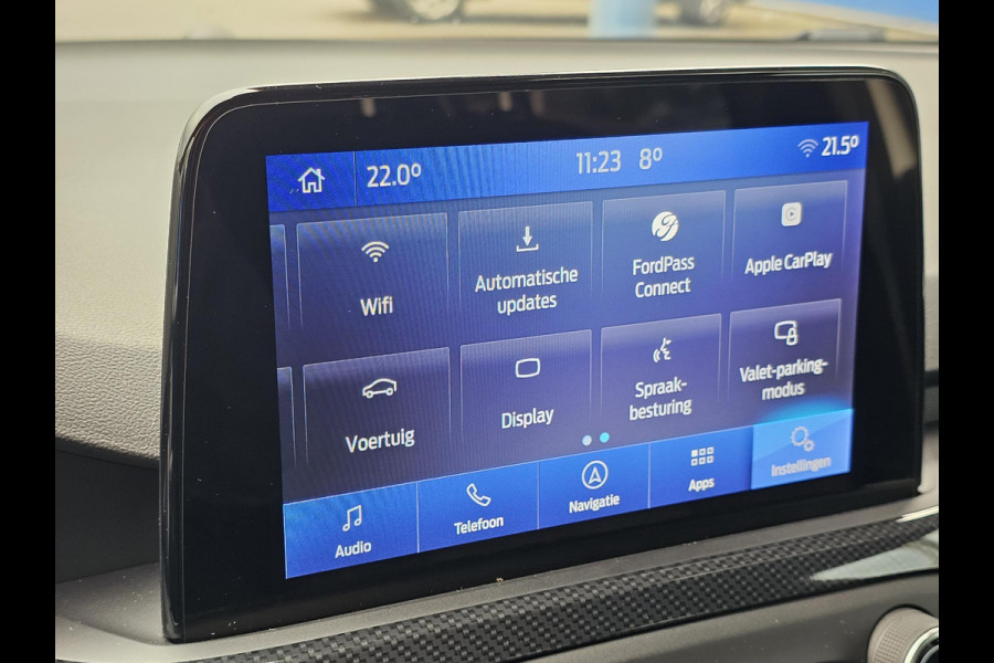 Ford FOCUS Wagon 1.0 EcoBoost ST Line X Business AGR-stoelen | Winter Pack | Full LED | 18 inch lichtmetalen velgen Ford FOCUS Wagon 1.0 EcoBoost ST Line X Business AGR-stoelen | Winter Pack | Full LED | 18 inch lichtmetalen velgen