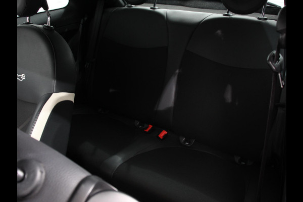 Fiat 500 1.2 Automaat Sport | Climate Control | Bluetooth | Cruise Control | 16 Inch Lichtmetalen Velgen | Sportstoelen