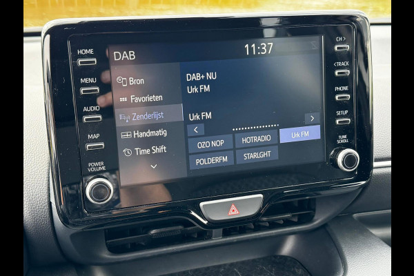 Toyota Yaris 1.5 Hybrid Executive stuur en stoelverwarm. half leer HUD vol