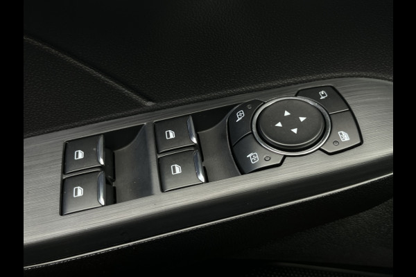 Ford Kuga 2.5 PHEV ST-Line X TECHPACK! WINTERPACK! DRIVERPACK! Ford Kuga 2.5 PHEV ST-Line X TECHPACK! WINTERPACK! DRIVERPACK!