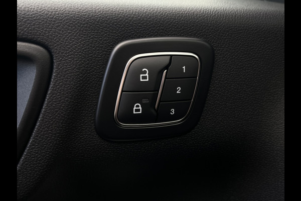 Ford Kuga 2.5 PHEV ST-Line X TECHPACK! WINTERPACK! DRIVERPACK! Ford Kuga 2.5 PHEV ST-Line X TECHPACK! WINTERPACK! DRIVERPACK!