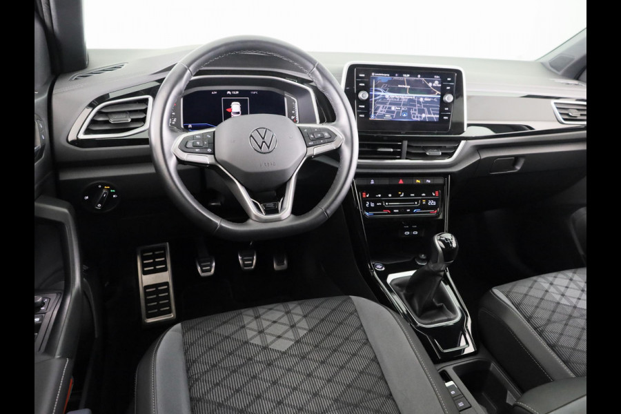 Volkswagen T-Roc 1.0 TSI R-Line Business 110 PK | Verlengde garantie | Navigatie | Keyless entry | Privacy glas | Volkswagen T-Roc 1.0 TSI R-Line Business 110 PK | Verlengde garantie | Navigatie | Keyless entry | Privacy glas |
